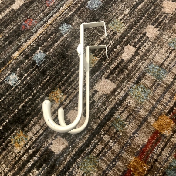 Over the Door Cottage Rose Double Hook ~ Like New! - Picture 3 of 4